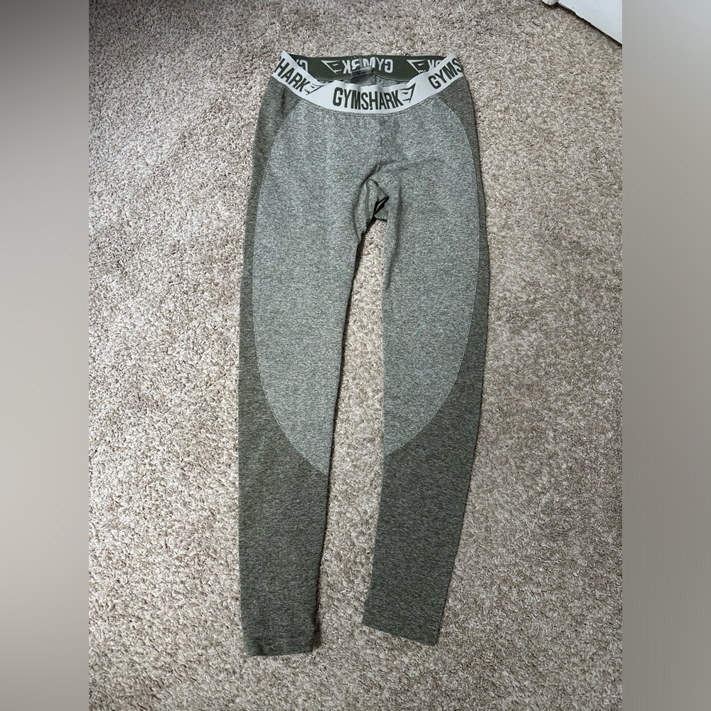 Medium Gymshark Flex Leggings - Khaki/Sand